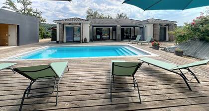 "La perle du bien-ĂȘtre" piscine privative, PĂ©rigord Noir prĂšs Sarlat, Terrasson