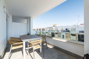 Outdoor dining - Apartamentos Puerto  - Centro Ayamonte AEHP31P87 (Ayamonte)