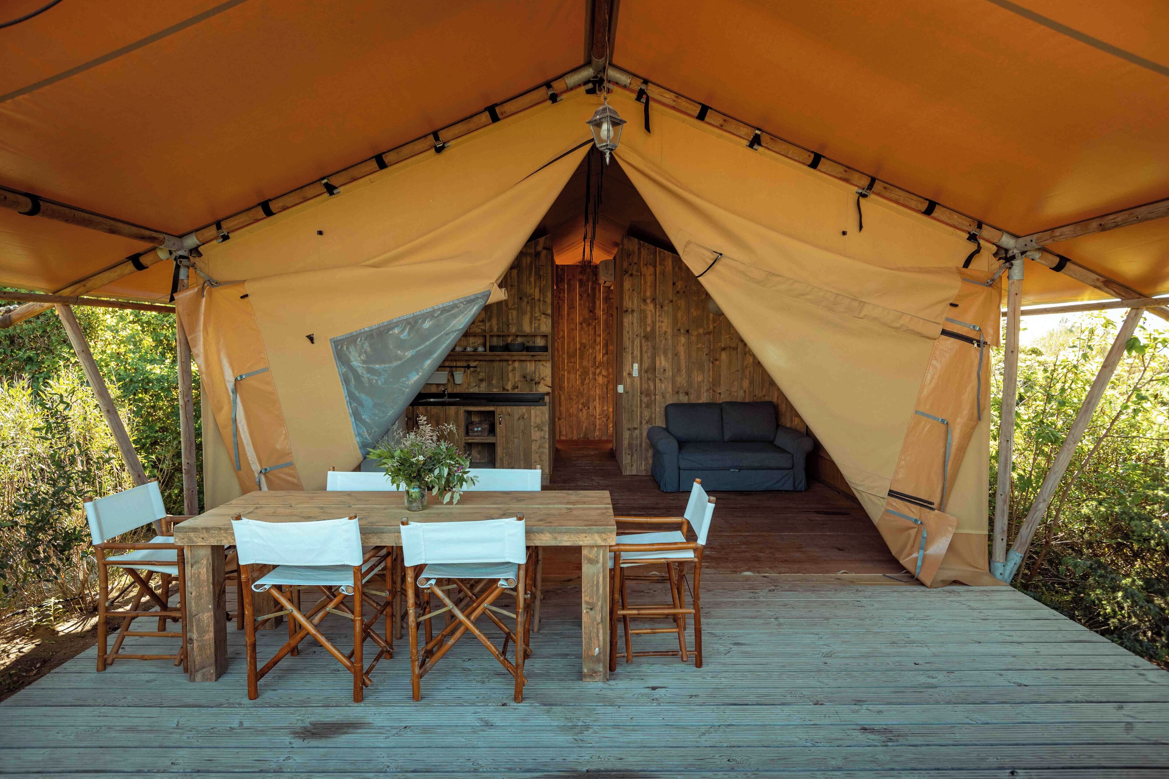 Tente Familiale | Coffres-forts dans les chambres, fer et planche à repasser