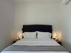 1 habitación, tabla de planchar con plancha, wifi y ropa de cama