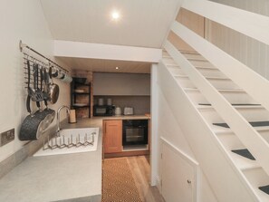 Cookware/dishes/utensils - The Sea Escape (Saltburn-by-the-Sea)