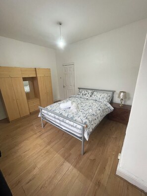 3 Schlafzimmer, Bettwäsche