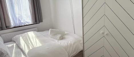 Huis | 3 slaapkamers, een strijkplank/strijkijzer, gratis wifi, beddengoed