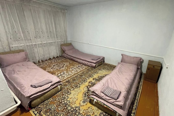 Basic Quadruple Room, Mountain View | WiFi (free)