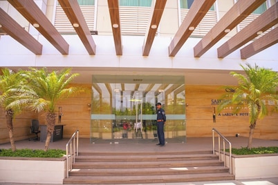 Ambar Sarovar Portico
