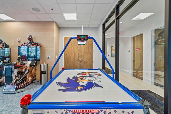 House (5 Bedrooms) | Property amenity