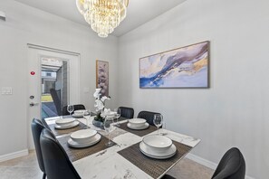 House (5 Bedrooms) | Property amenity