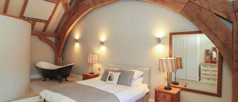 6 bedrooms, individually decorated, individually furnished, free WiFi