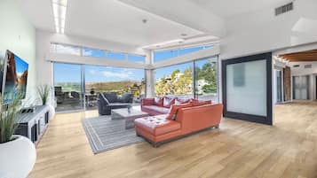 Maison Luxe, plusieurs lits, accÚs piscine, vue montagne (Mulholland View) | Coin séjour