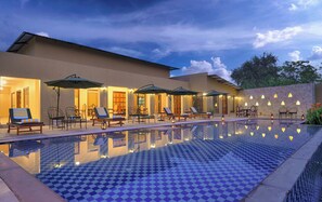 Piscina externa