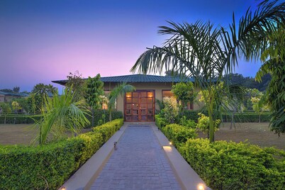 Singhvilas Ranthambore-By Leisure Hotels