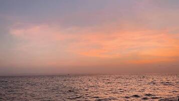 Beach nearby, white sand, beach massages