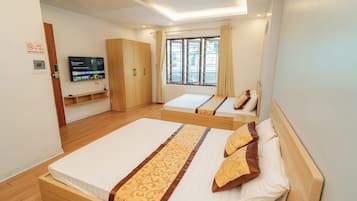 Habitación cuádruple de lujo, vista a la ciudad | Wifi gratis
