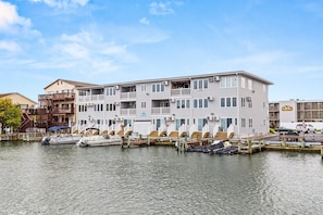 Exterior - Top-Floor Bayside - Canal Access & Views (Ocean City)