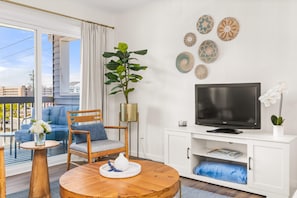 Smart TV, offices - Newly renovated 2-bed/2-bath with space for 7 (Ocean City)