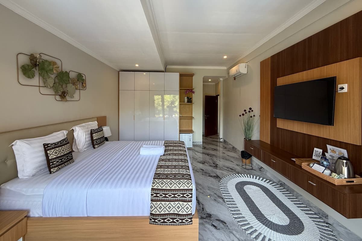 Minibar, blackout drapes, iron/ironing board, free WiFi