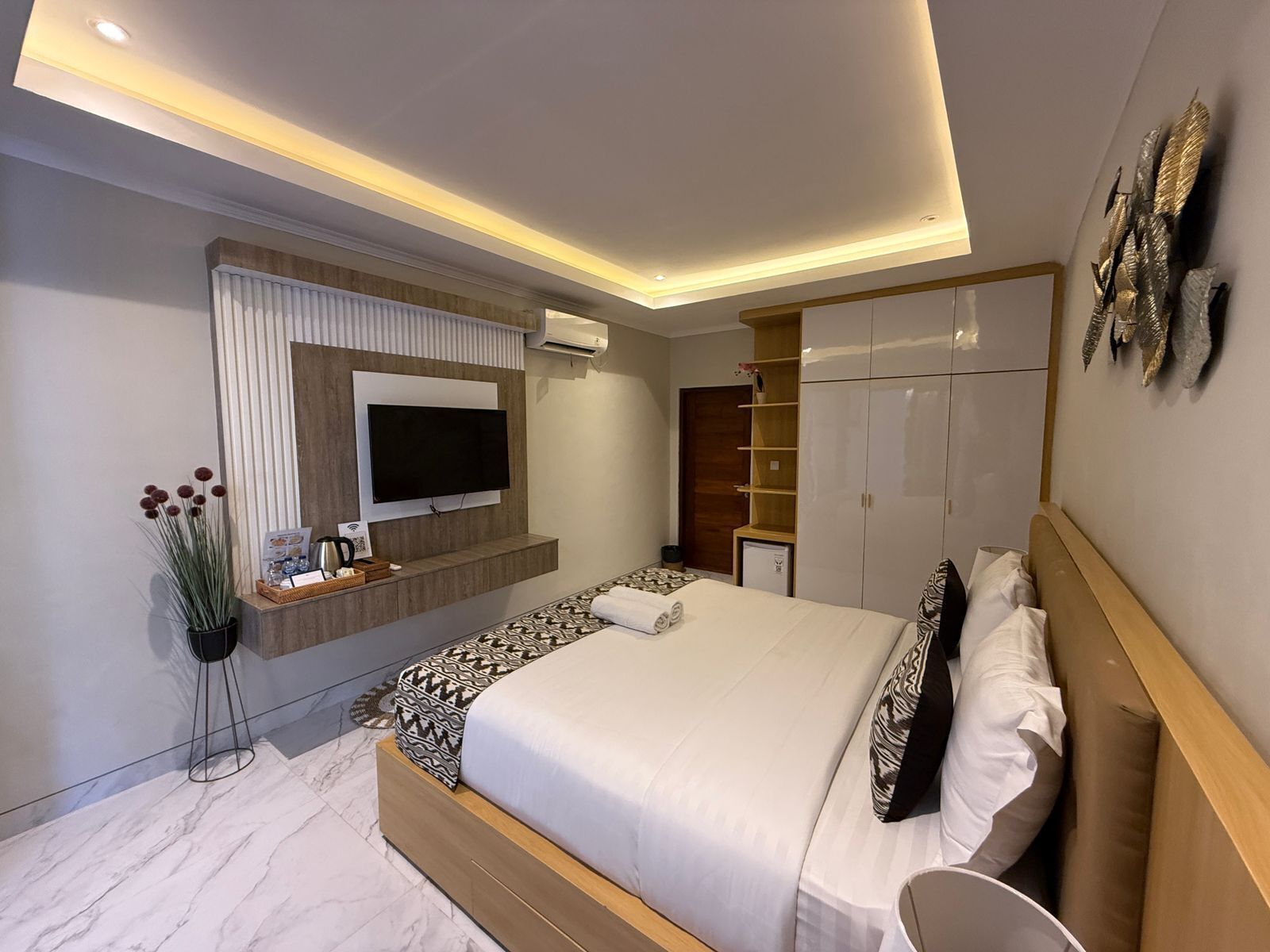 Minibar, blackout drapes, iron/ironing board, free WiFi