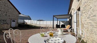 Cozy cottage with enclosed garden in Auvergne