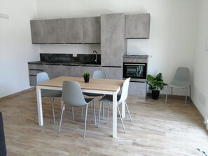 Lejlighed - terrasse | Privat køkken