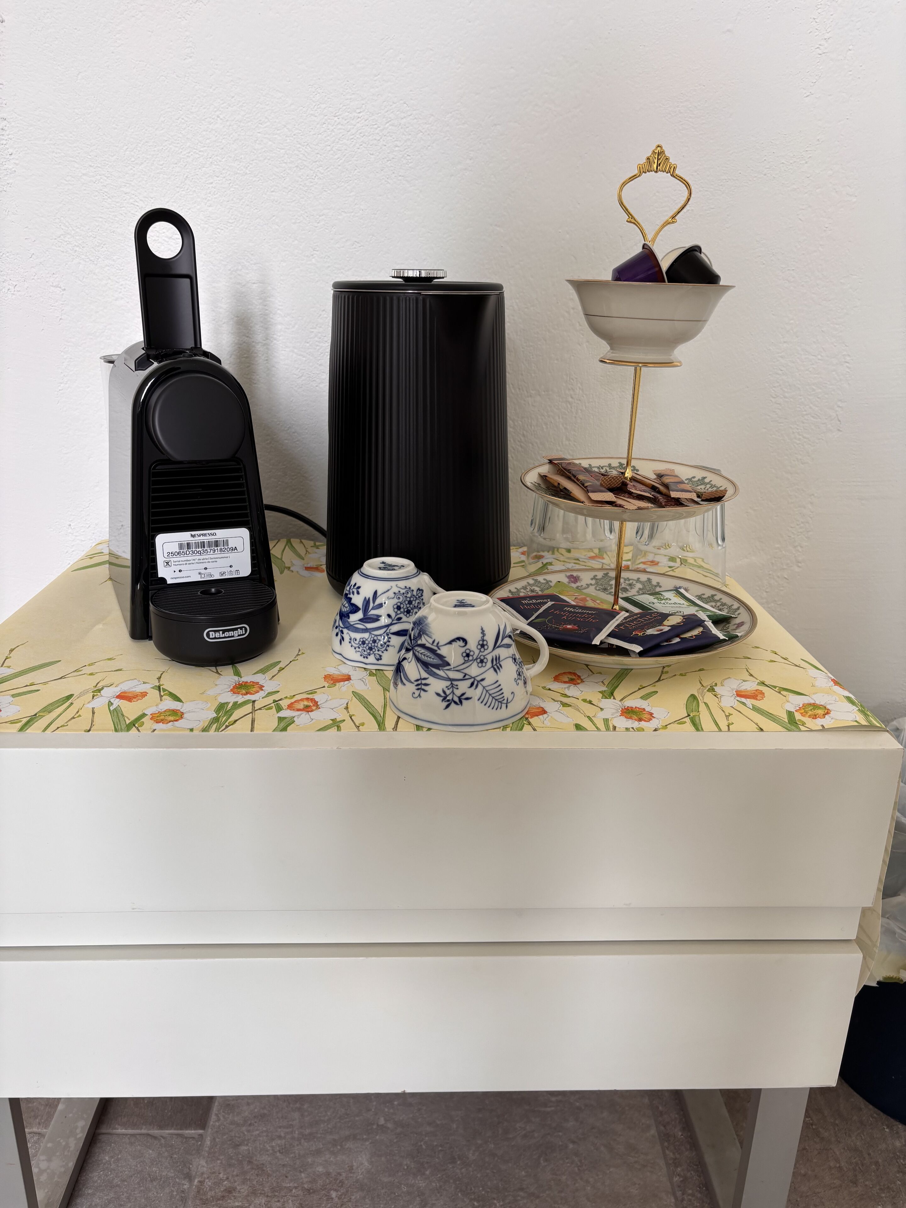 Kaffee und/oder Kaffeemaschine