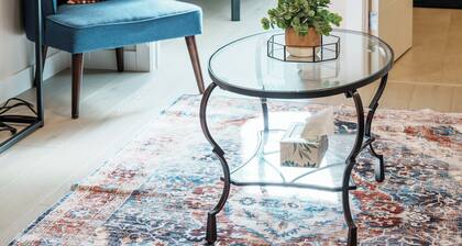 The Amber Suite | Close to Airport