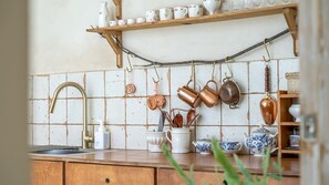 Phòng cơ bản, 1 phòng ngủ (The Front House) | 1 phòng ngủ, truy cập Internet không dây miễn phí