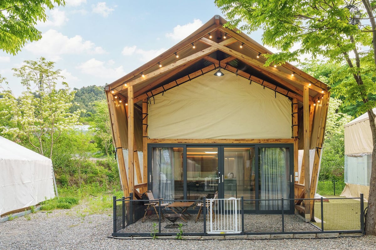 Habitación básica, 2 habitaciones (Glamping C-2) | Wifi gratis