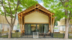 Habitación básica, 2 habitaciones (Glamping C-9) | Wifi gratis