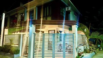 House, 2 Bedrooms, Accessible | Exterior