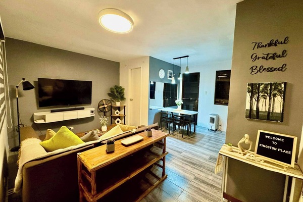 House, 2 Bedrooms, Accessible | Living room