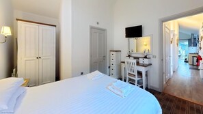2 Schlafzimmer, Bügeleisen/Bügelbrett, kostenloses WLAN, Bettwäsche