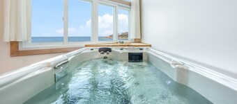 Pohang In The Blue Spa Pension