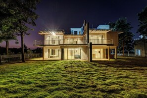 Villa (1 Bedroom) | Interior - Royal County Villa by Stayjade (Hosur)