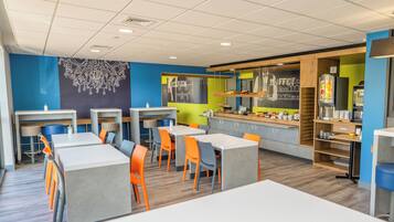 Daily buffet breakfast (EUR 9.9 per person)