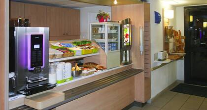 Ibis Budget Niort Est La Crèche