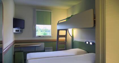 Ibis Budget Niort Est La CrĂšche