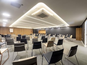 สถานที่จัดงานประชุม