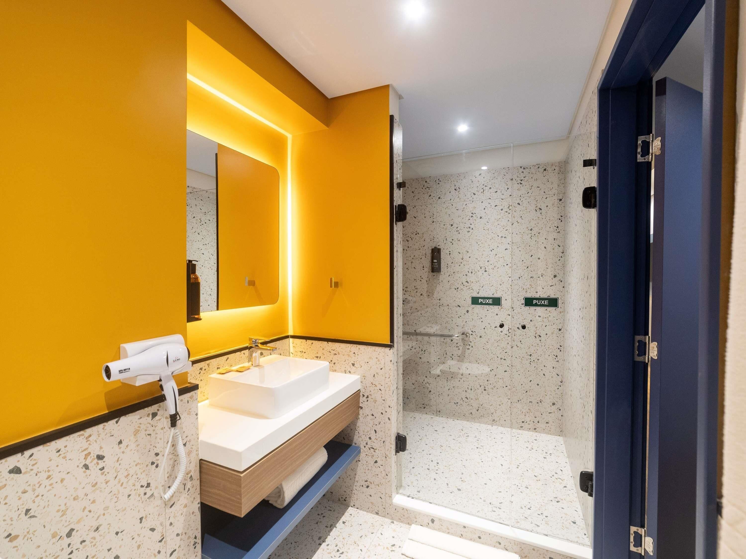 Foto - ibis Styles Fortaleza Shopping Giga Mall