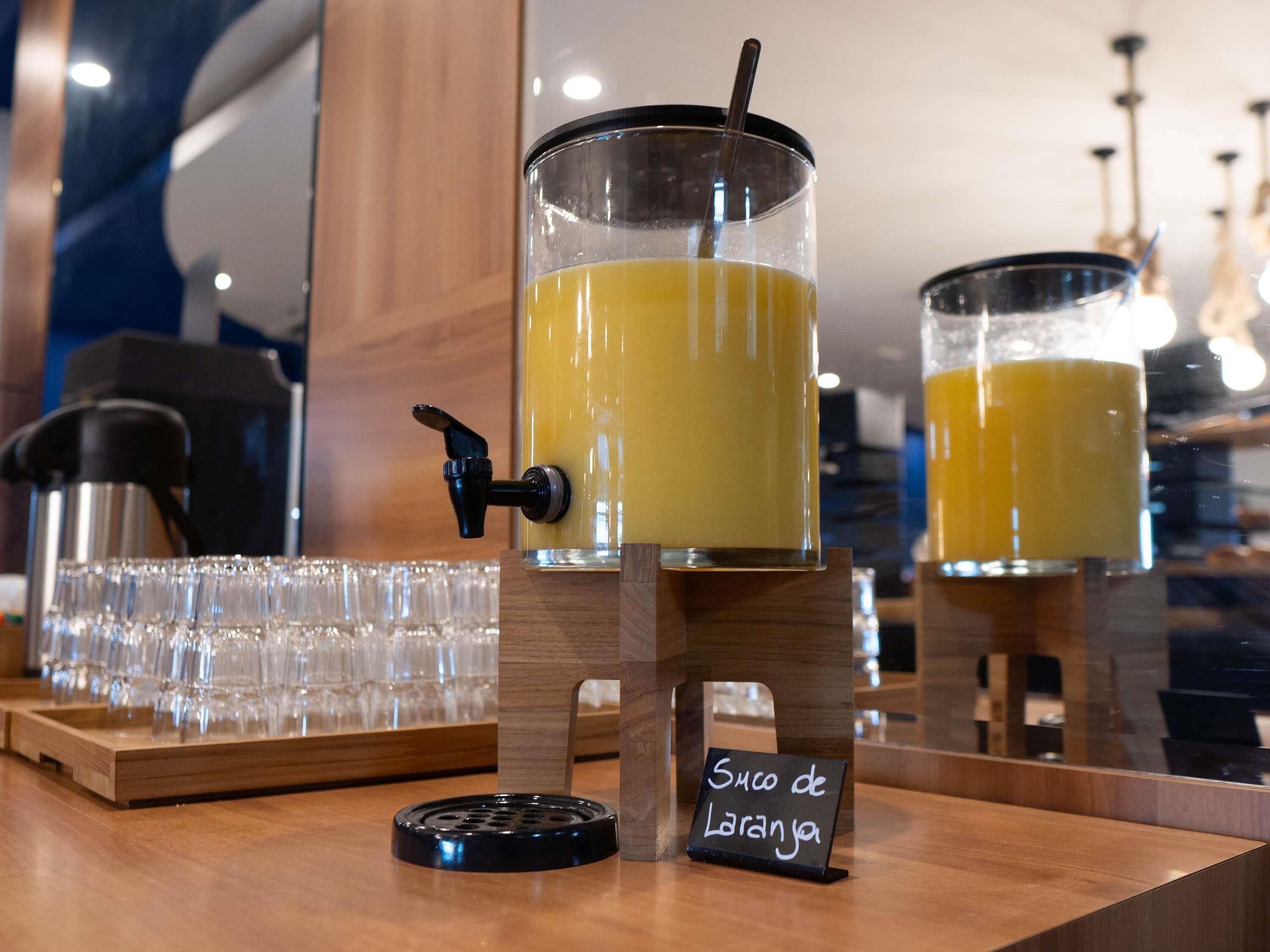 بوفيه فطور يوميًا بتكلفة قدرها (58 BRL للشخص)