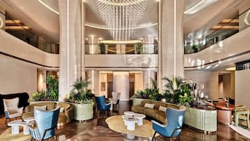 Lounge dans le hall