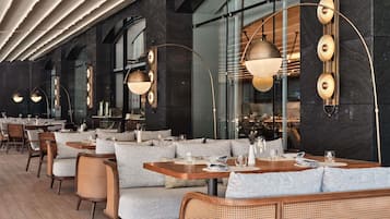 Breakfast, lunch, dinner served; Modern European cuisine
