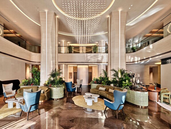 Lobby lounge