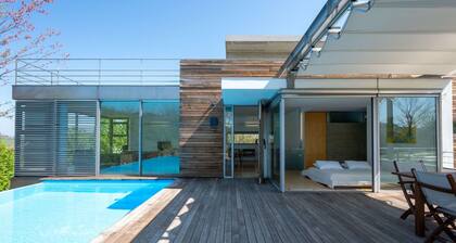 Wonderful private villa with private pool, WIFI, A/C, TV, terrace, pets allowed and panoramic view