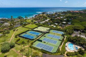 Sports court - Poipu Sands 121  Ocean Views By Suite Paradise (Koloa)