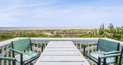 2024 S Bayshore Dr. - Bayfront Pet Friendly Home with amazing water views in a peaceful setting.