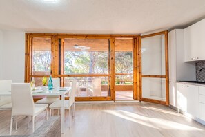Family Apartment, 1 Bedroom, Terrace (Marco’s Home) | Dining - Marcos Home (Olbia)