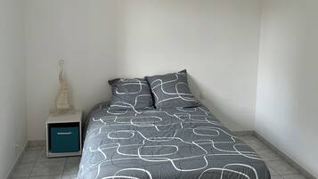 5 室のベッドルーム、WiFi、ベッドシーツ