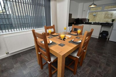 Spacious 3 bedroom House in