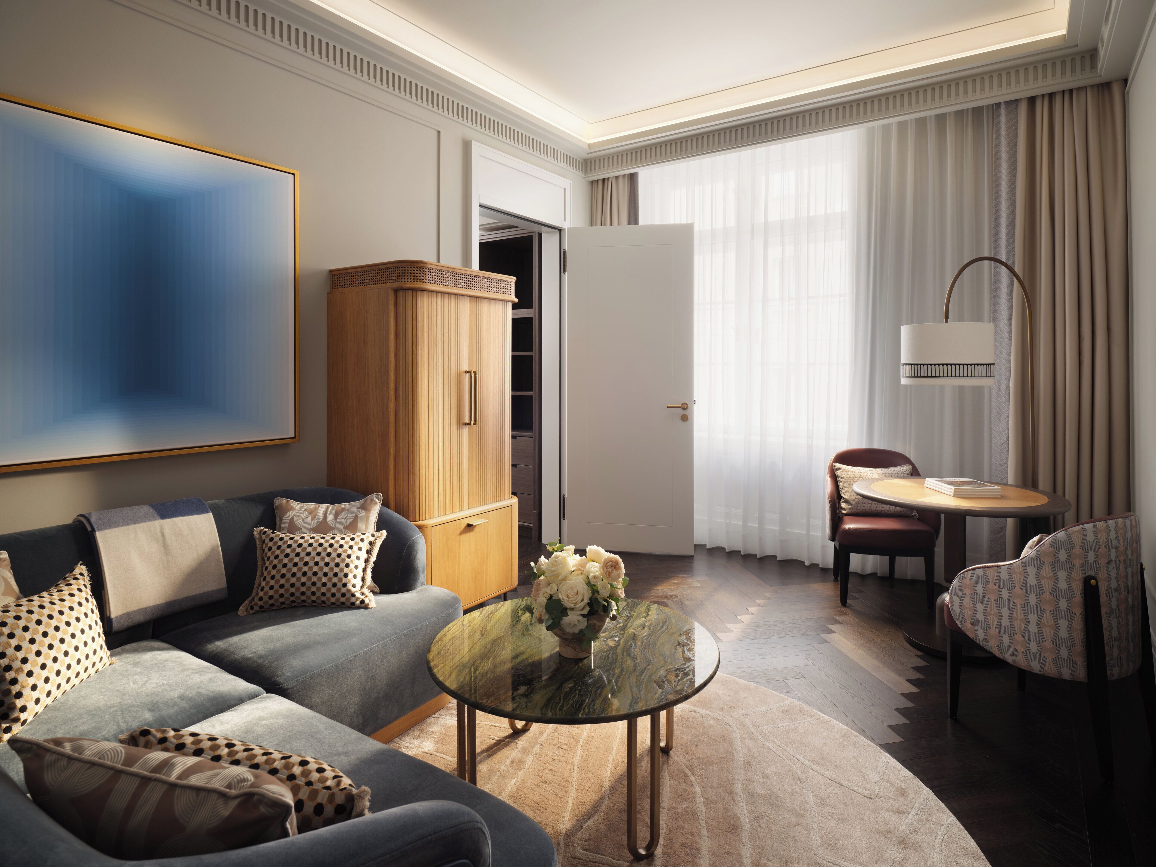 Premium bedding, minibar, in-room safe, desk