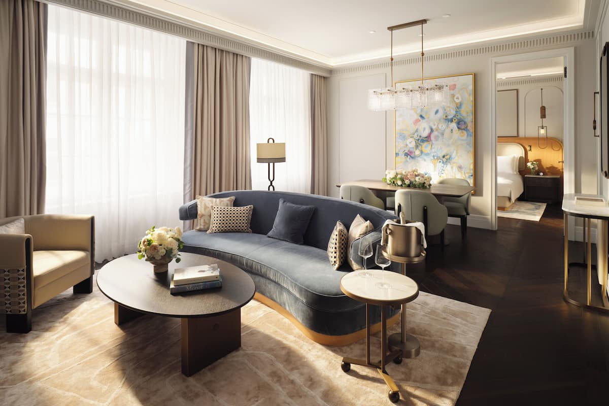 Premier Suite | Premium bedding, minibar, in-room safe, desk